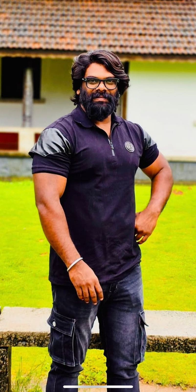 Sathya Dazzler, Krishnapurada Murugan cast member